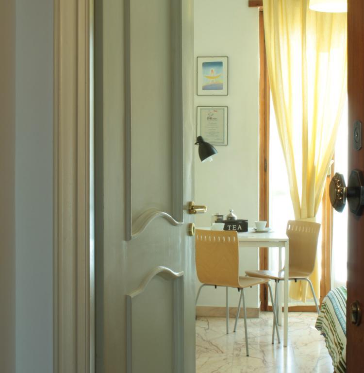 Bed and Breakfast A Casa Romar Turín Exteriér fotografie